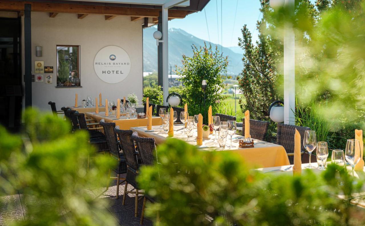 ホテル Relais Bayard Leuk エクステリア 写真