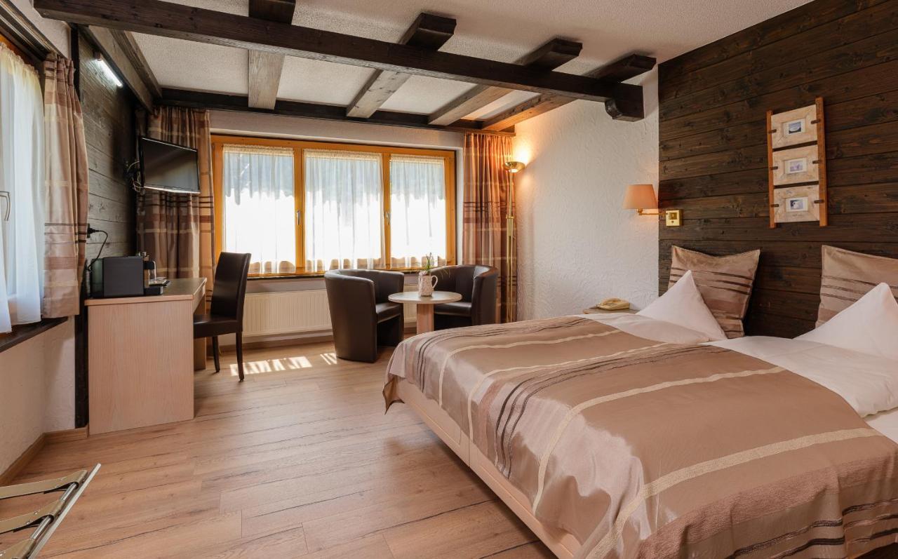 ホテル Relais Bayard Leuk エクステリア 写真