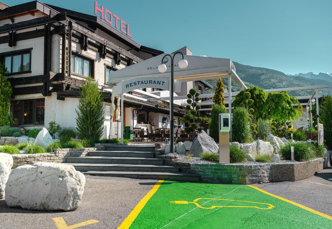 ホテル Relais Bayard Leuk エクステリア 写真