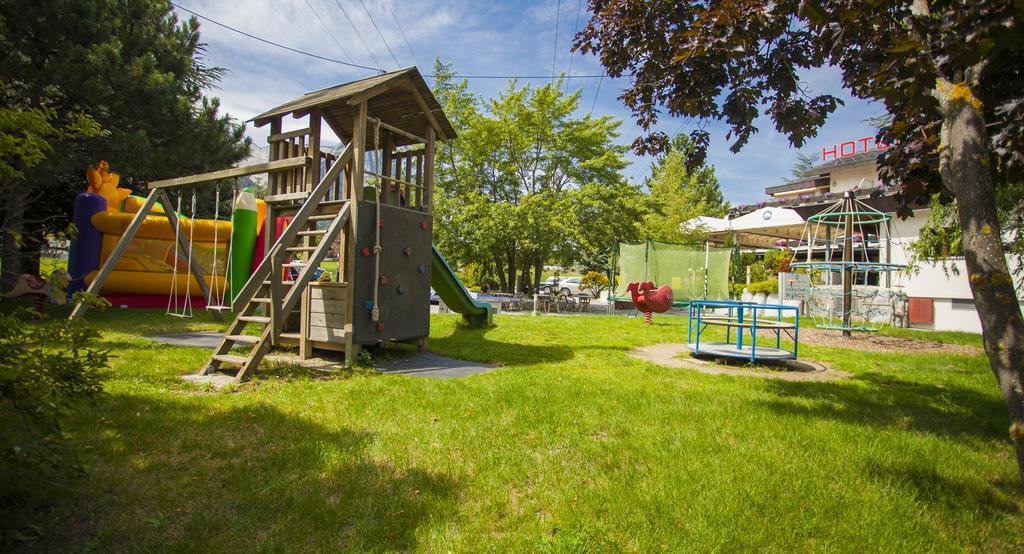 ホテル Relais Bayard Leuk エクステリア 写真