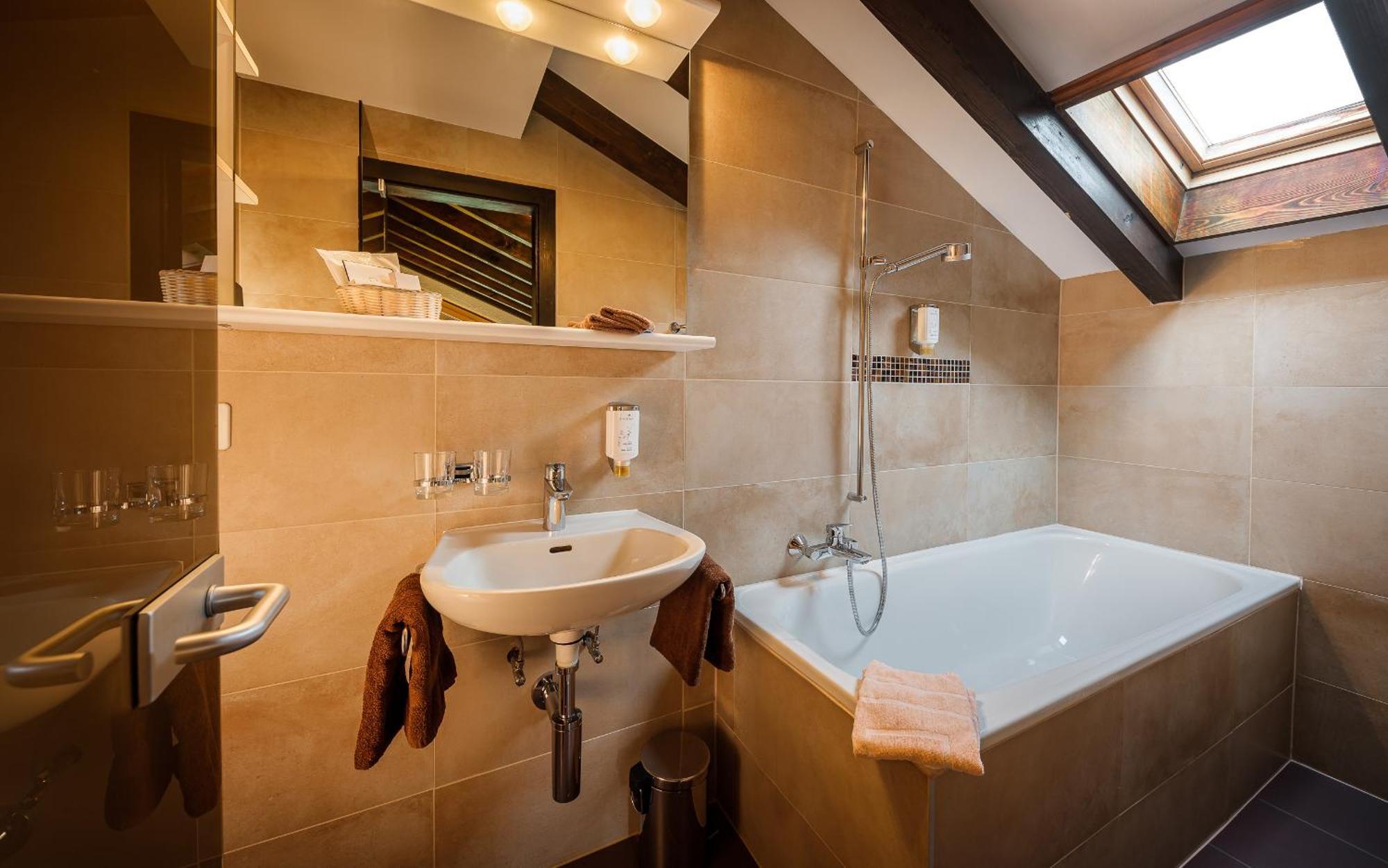 ホテル Relais Bayard Leuk エクステリア 写真